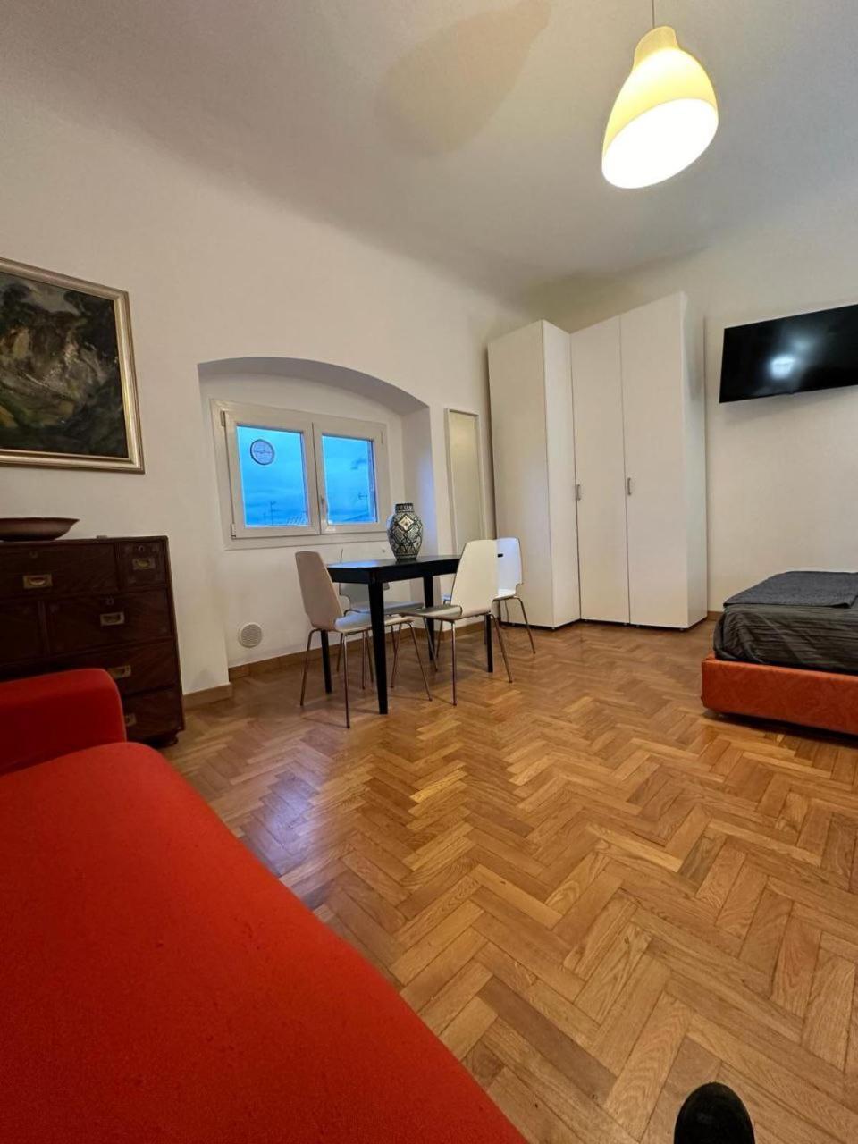 De' Servi Studio Al Duomo - A Hidden Nest In Downtown Флоренция Экстерьер фото
